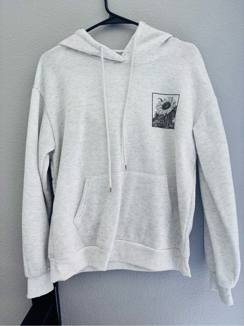 Light Gray Sunflower Graphic Hooded Sweatshirt